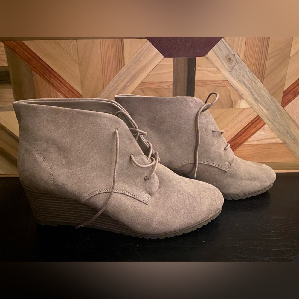 Wedge Booties size 10.  Beige booties that scream autumn. New without tags.